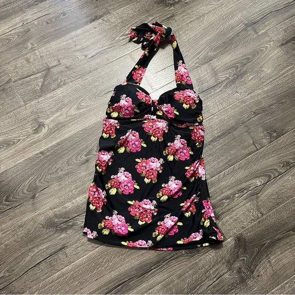 torrid Other - Torrid Women’s Black Floral Tankini Top Size1 (14/16) Wireless Swim Top